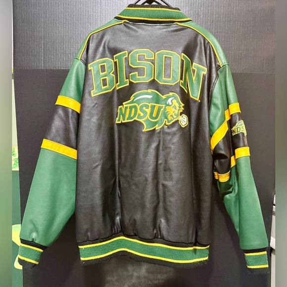 🪩Pro Edge VINTAGE NDSU Bison Varsity Jacket - Picture 8 of 11